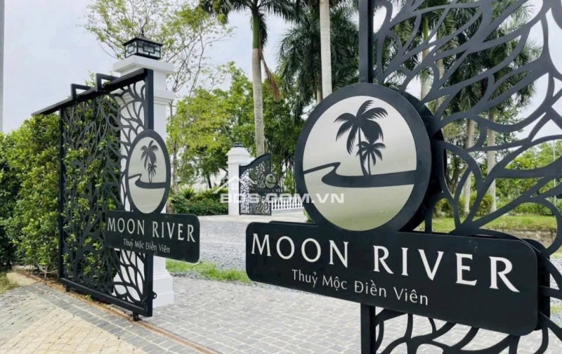 Bán nhà mặt tiền 200x350m giá 3 triệu/m2 Đường Ven Sông Sài Gòn